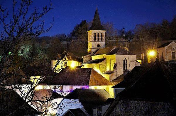 Chez La Marquise Bed & Breakfast Boissieres  Exterior photo